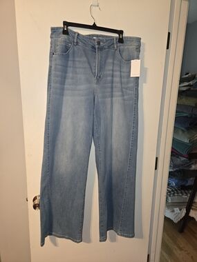 Westbound Light Blue Wide-Leg Jeans